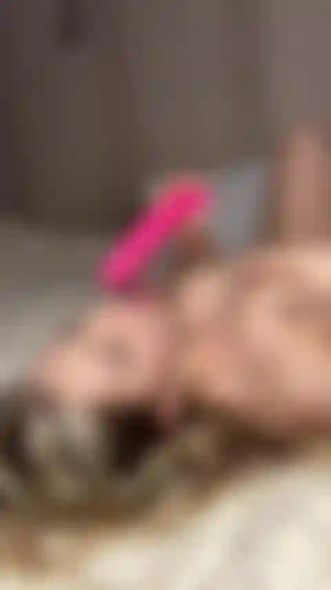 Mi piace succhiarti il ​​cazzo duro mmmm.