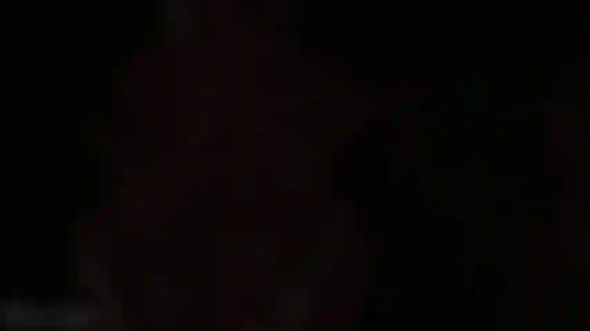 Joi, seno scoperto + conto alla rovescia.