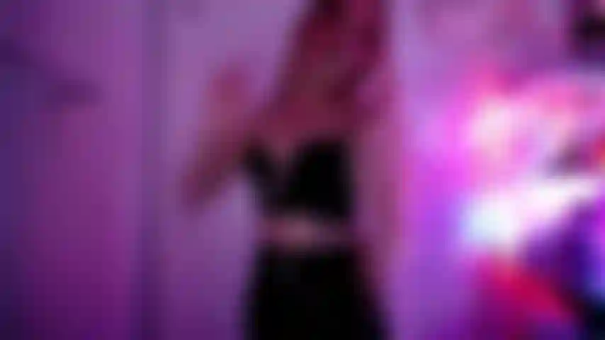 La festa ep. 2 Vittima di bullismo in bagno [femdom pov, umiliazione, cbt, cei].