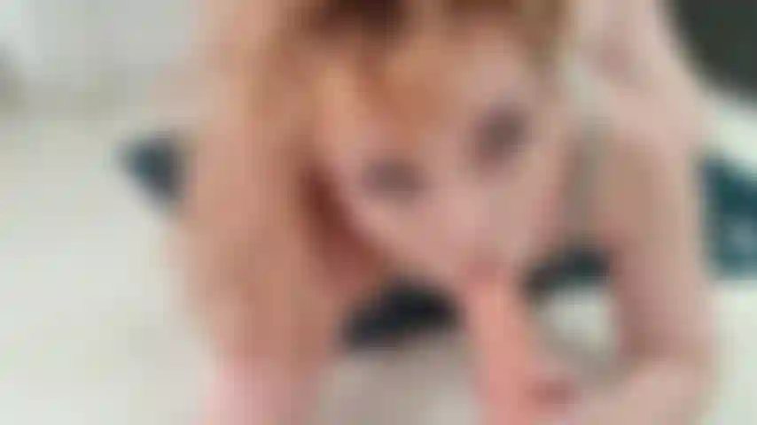 Pompino sciatto in pov // contatto visivo e primi piani.