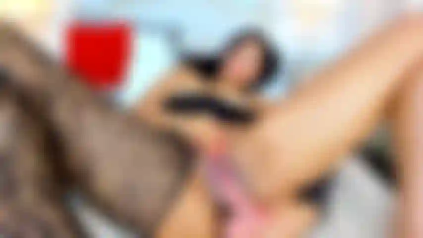 Scopami forte in posizione del missionario.