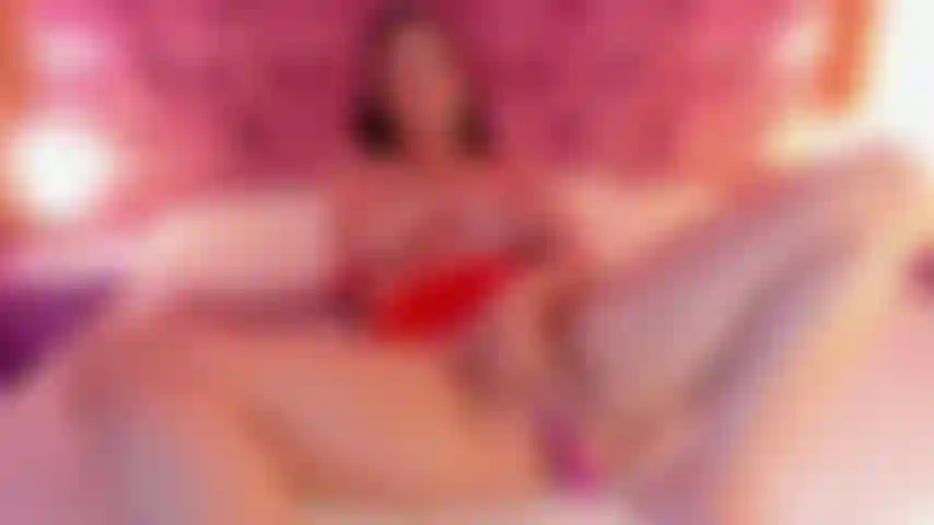 Accarezzo con il mio amore.