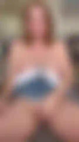 Freshly shaved bald pussy and playing with my clit until