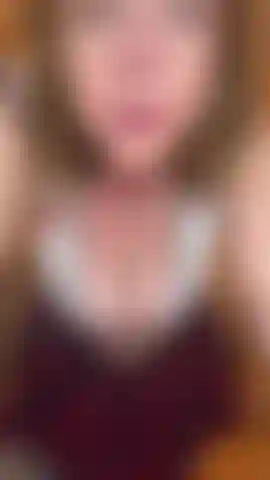 Video di studentessa universitaria ..Mi diverto con il mio outfit provocante fino all'orgasmo ..
