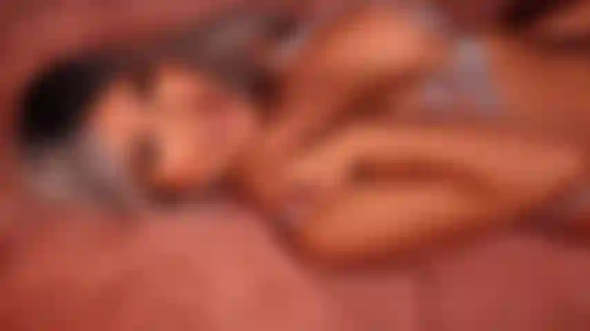 Goditi il ​​mio corpo sexy.