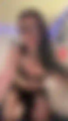Alt babe is mean and instructs you to cum..! <3