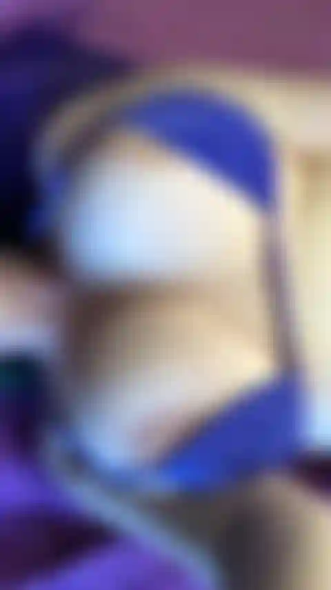 Le tette rimbalzano in posizione pov.