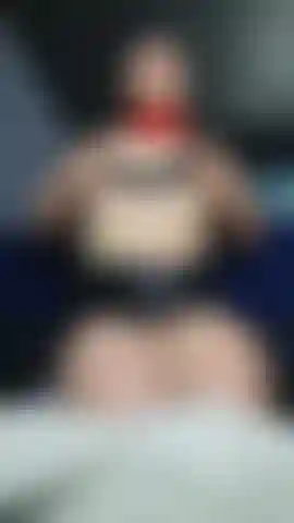 La tua sexy puttana obbediente.