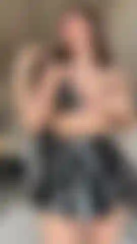 Latex Ass Worship Femdom
You're a slave to my ass are you? Well prove it. Get on your knees and beg for my hole as I sensually tease and domme you and strip tease from my latex outfit. Featuring lots of asshole close ups