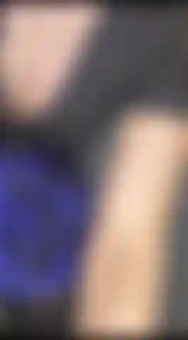 Vieni disciplinata dalla tua manager emma per essere la pervertita dei piedi dell'ufficio.