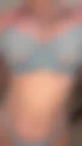 Glass_dildo_lingerie.