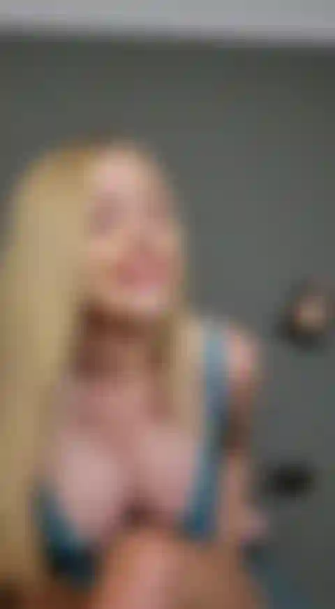 Umiliazione verbale per un patetico perdente.