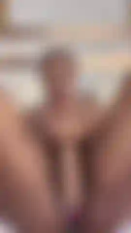 La mia figa d'ebano è così cremosa.