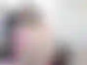 Sei già così dipendente, ossessionata e debole per il mio perfetto, taglia 10 piedi. Ma non basta. Diventerai ancora più dipendente, ossessionata e debole per i miei piedi in questa clip...