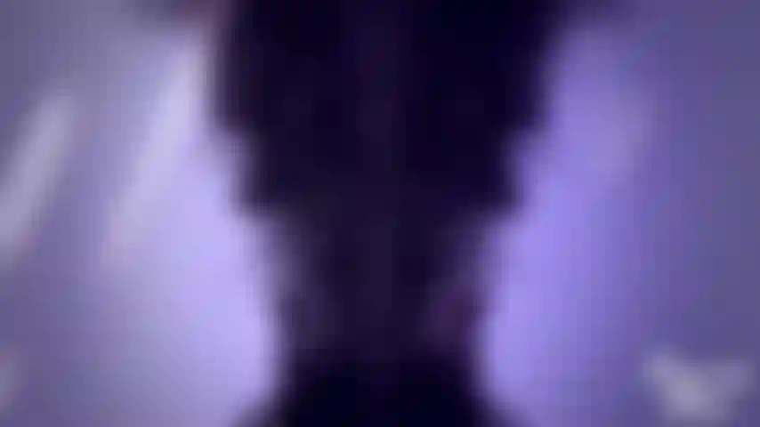 Affascinante seduzione succube, sono la succube sexy dei tuoi sogni. Non hai speranza di resistere mentre ti seduco con questo piccolo perizoma. Userò la tua debolezza per ottenere ciò che voglio, il tuo sperma e la tua anima. Non puoi fare altro che dare.