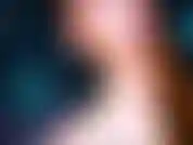 Scommetto che vuoi davvero adorare le mie tette, il mio culo, la mia figa... Ma, come vedrai, ti darò la ricompensa che ritengo meriti. Potrebbe essere anche meglio di quello che stavi pensando!