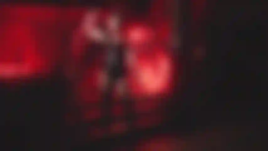 Adora la tua regina.