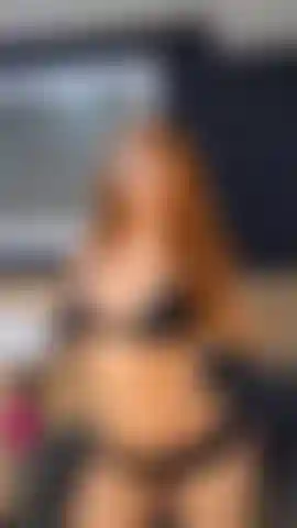 Scopa una rossa sexy!