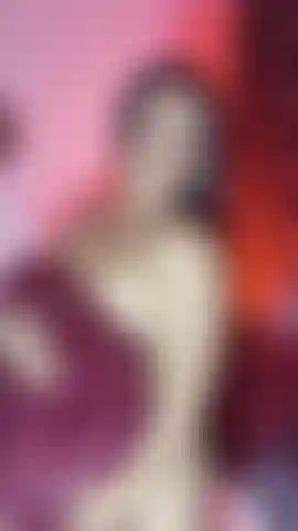 Curvy brunette! Hot and naughty, shaking my big ass😈