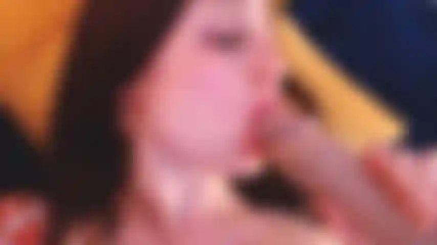 Uso l'interno della mia bocca calda e umida per farti venire, dammi tutto il tuo delizioso latte.