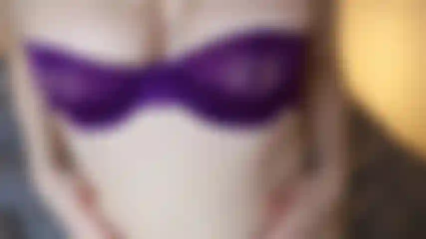 L'anale più sexy... Un vibratore di vetro e nero dentro di me.