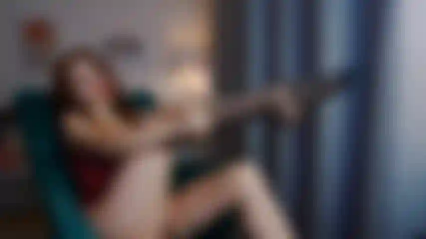 Indossa le mie calze sexy.