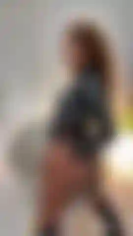 Ho un'idea… tu ed io, e quel gioco sensuale che si sente meglio di quanto si possa spiegare.