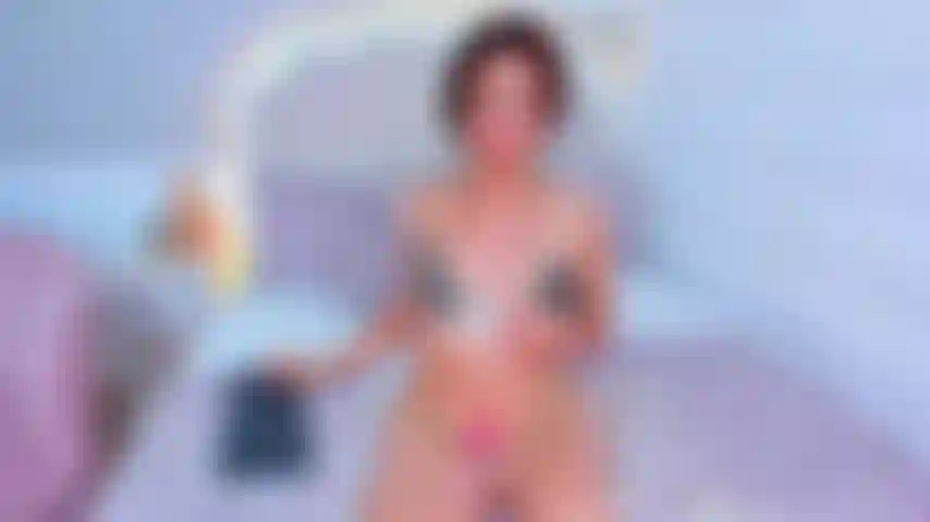 With the vibrations of my toy my pussy will not be able to resist having the best pleasure