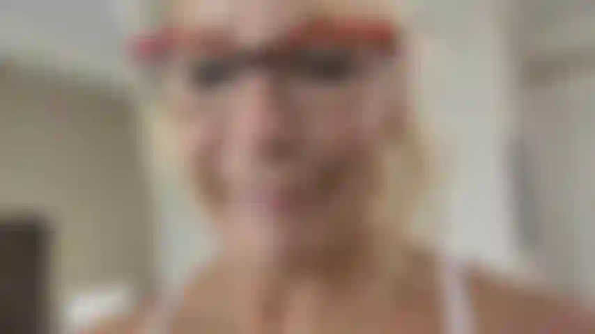 Faccio un bj indimenticabile a un bel bbc.