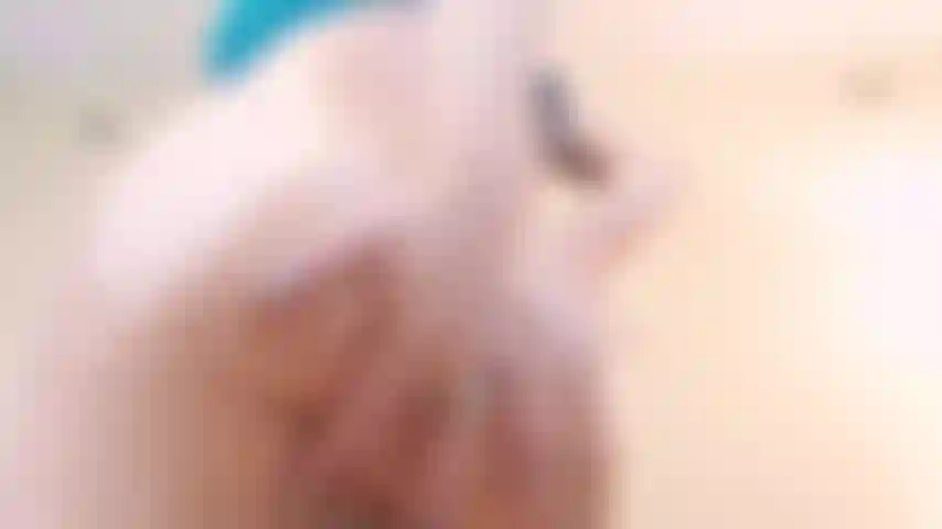 Il mio culo è unto e mi schiaffeggio.