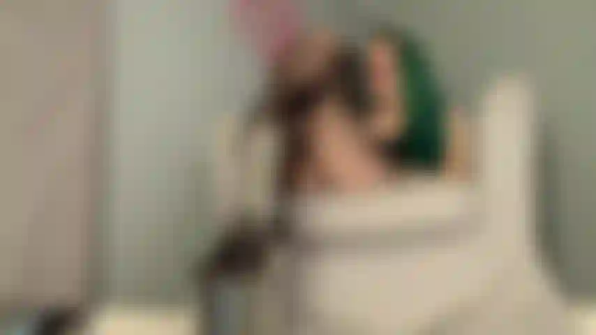 Ugh..... Ciao sfigato. È meglio che tu ti senta fortunata che mi sia preso il tempo per farlo per te, per deridere la tua esistenza e deridere le tue tendenze masturbatorie. Questa è un'intensa joi perdente.