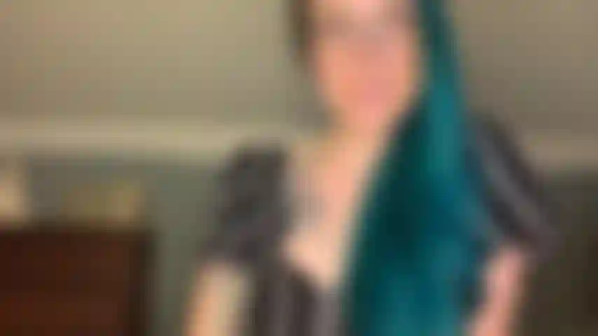 È ora di trasformare in realtà le tue voglie di cuck fantasia. Ti sei masturbata con il desiderio di vedere la tua donna essere soddisfatta da un vero alfa, essere la sua beta per la vita, essere il suo cornuto a servizio completo.