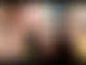 Adoro il cazzo perfetto del mio uomo alla luce della finestra. Guardami leccare, succhiare e diventare sciatto sul suo cazzo duro e palpitante! Mungo fino all'ultima goccia del suo sperma!