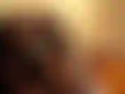 Masturbo con il mio dildo, lo cavalco e lo succhio fino a venire, ascoltami gemere di piacere.