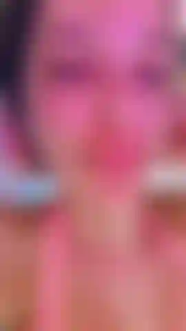 My hot body in a tanning bed