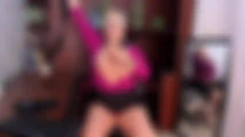 Tutta nuda e fottuta la figa.