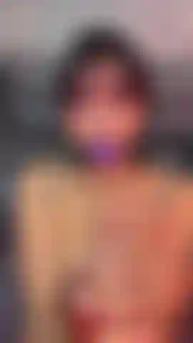 Giochiamo con il mio bavaglio e il tuo cazzo?