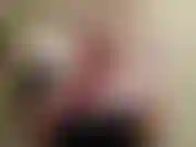 Il mio primo camerino con video. Scusa per la fotocamera traballante, non avevo un posto dove posare il telefono e mi sono arrapato così tanto che ho dovuto toccarmi la figa e farmi venire. Il corpo scuote l'orgasmo pubblico e viene.