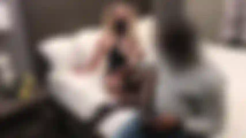 Ragazzo / ragazza maritino cornuto registra video il mio primo incontro con bbc fuckbuddy, maschere covid martellanti di figa hardcore.