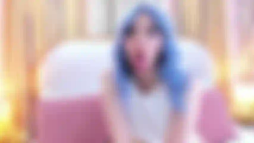 Vieni e sottomettimi... Prometto di essere una brava ragazza.