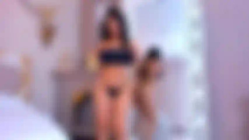 Spettacolo di spogliarello e lozione bollente.