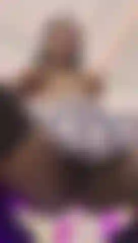 bouncing tits of a sexy brunette