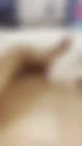 Mi sto dando piacere, vuoi unirti a me?