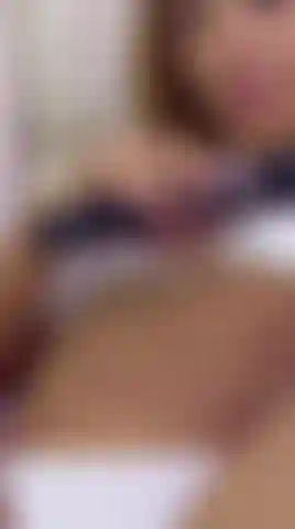 vibe my tight pussy