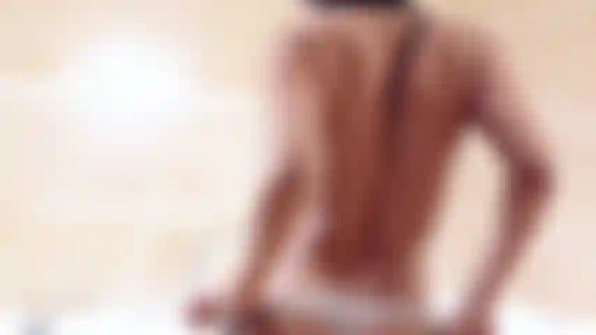 Con me nella jacuzzi.