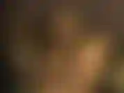 Gina si lubrifica il corpo e poi si eccita. Lei afferra un giocattolo di coniglio giacca ci gioca e ci infila anche un giocattolo anale per una doppia penetrazione. Clip rara! Da vedere!