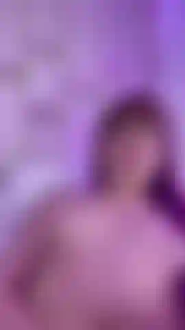 Goditi una grande pioggia di sperma sulle mie mani.