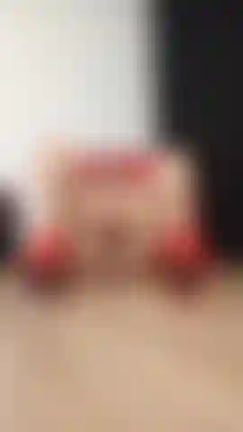 Huge gushing squirt session