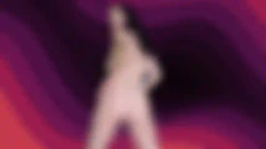 Una stronza che pompa pixel senza fica.