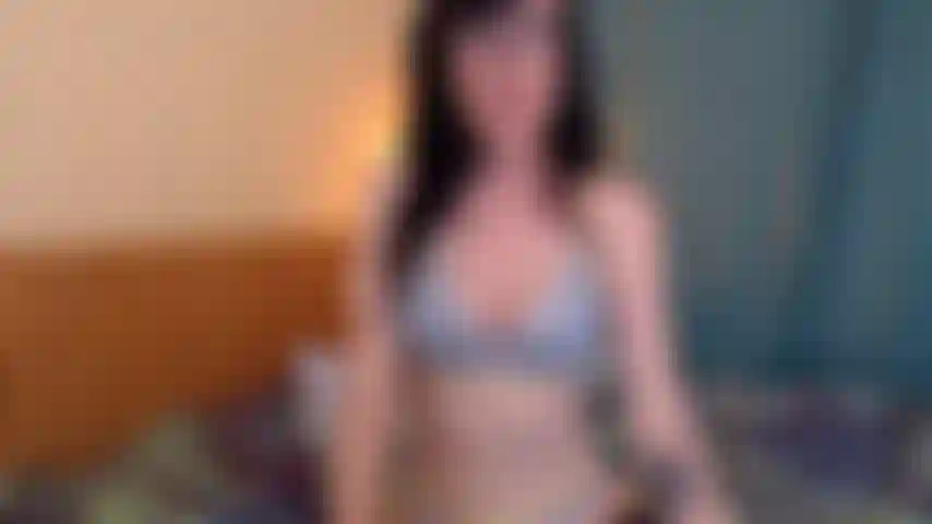 Chloe vs dildo alieno, sono venuta!